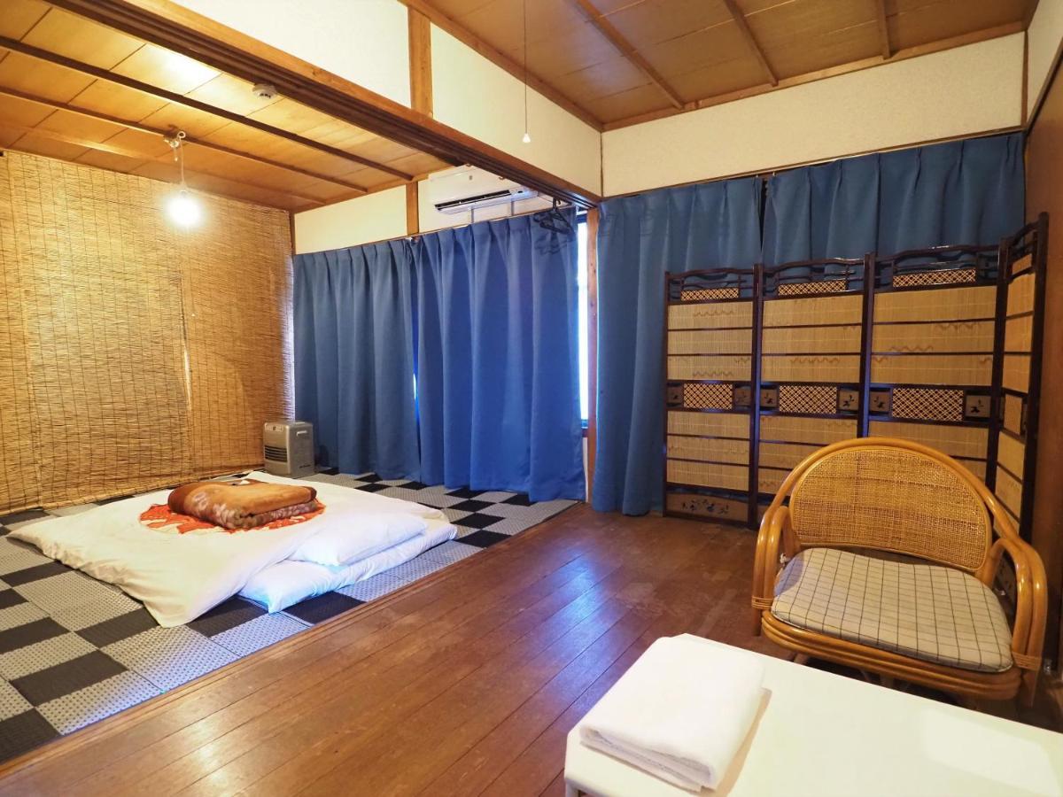 Guest house 四国旅行のhub拠点 古民家ゲストハウス Heso Camp