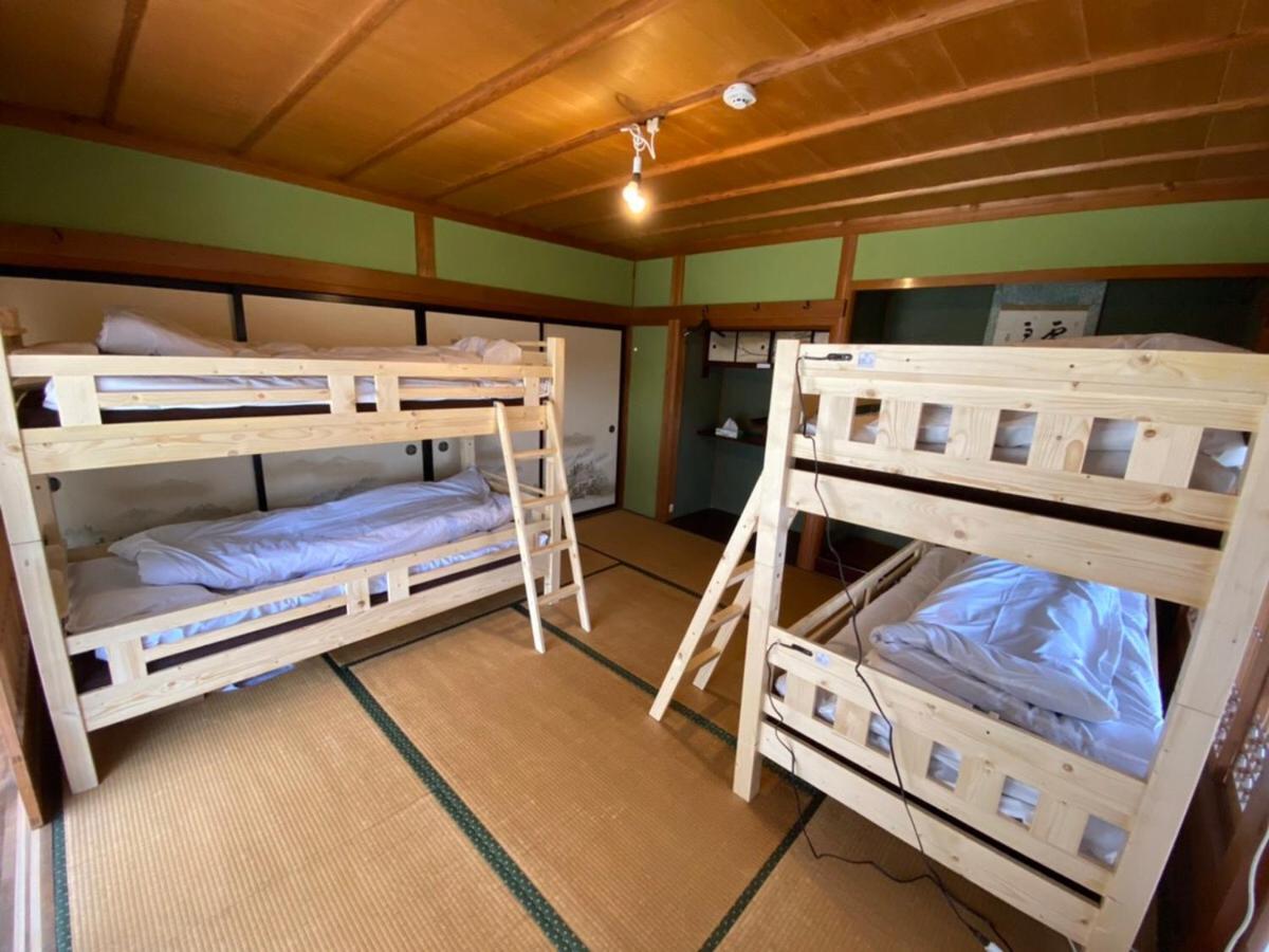 Guest house 四国旅行のhub拠点 古民家ゲストハウス Heso Camp Miyoshi (Tokushima)